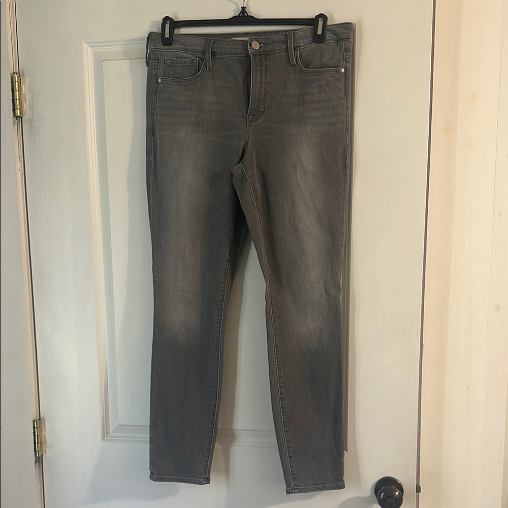 Athleta Stylish Gray Denim Jeans